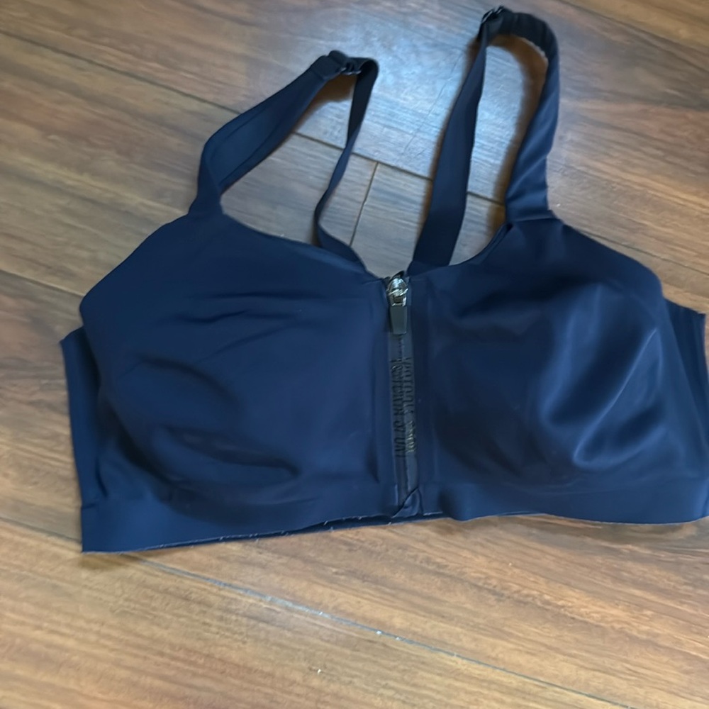 Victoria Sport Bra 38d/dd